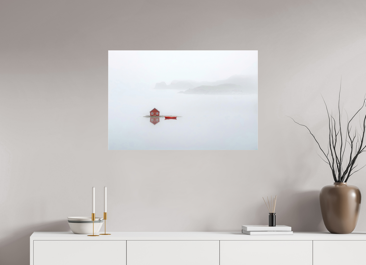 90 x 60 cm, Fine Art Pigmentdruck hinter Acrylglas Im Küstennebel ein Zuhause--Wandkunst, Fine Art Print, Leinwand, Acryldruck, Alu-Dibond